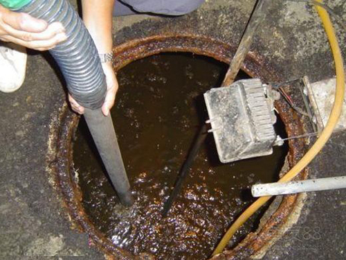 科尔沁右翼前隔油池清理