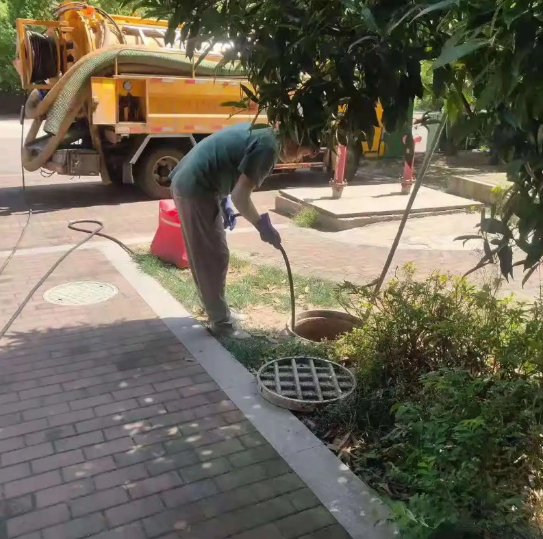 科尔沁右翼前市政排污管道清淤疏通——专业团队，让您全程省心！