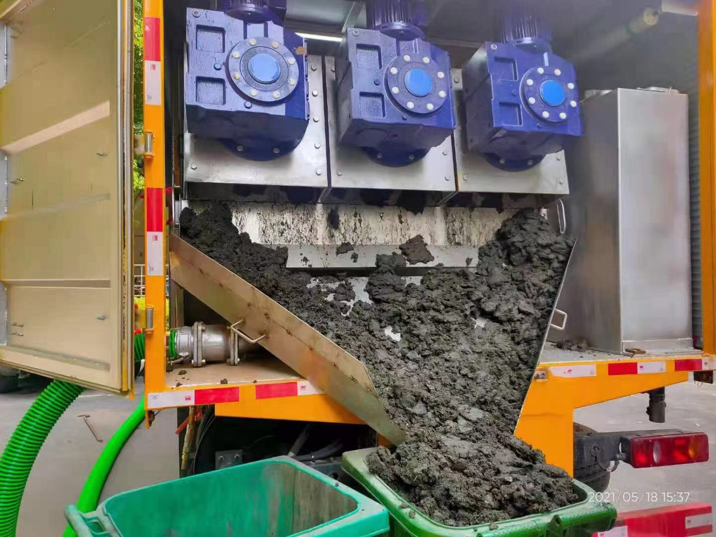 科尔沁右翼前化粪池清掏城市维护站-泥浆净化干湿分离处理